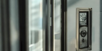 可视对讲坏了物业会给修吗？